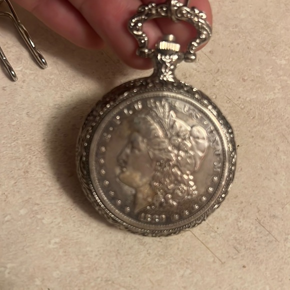 American Coin Treasures 1800's Morgan Silver Dollar Pocket Watch - Picture 2 of 8